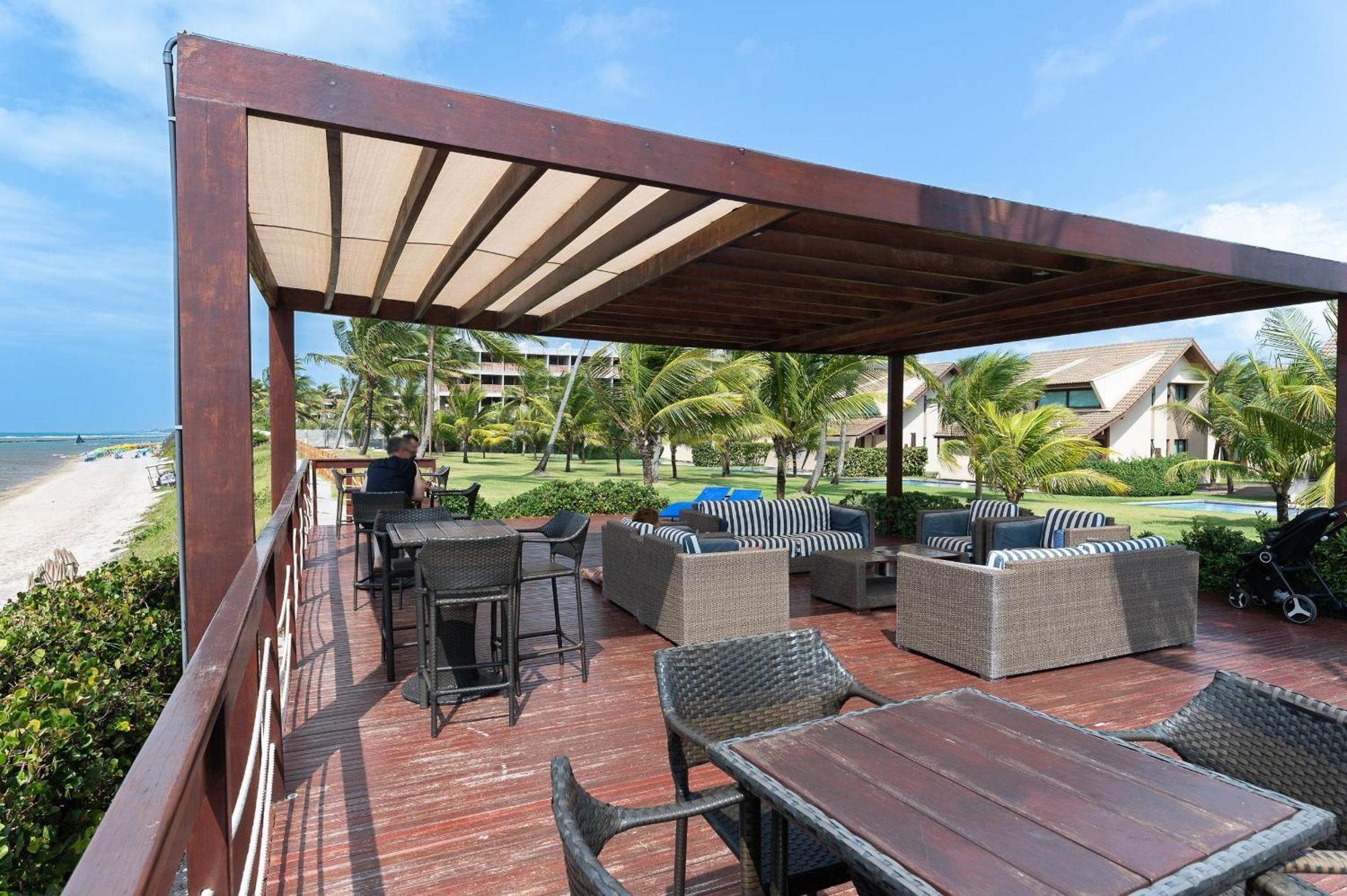 Casa de Férias Nui Supreme Living Muro Alto Por Brevelar