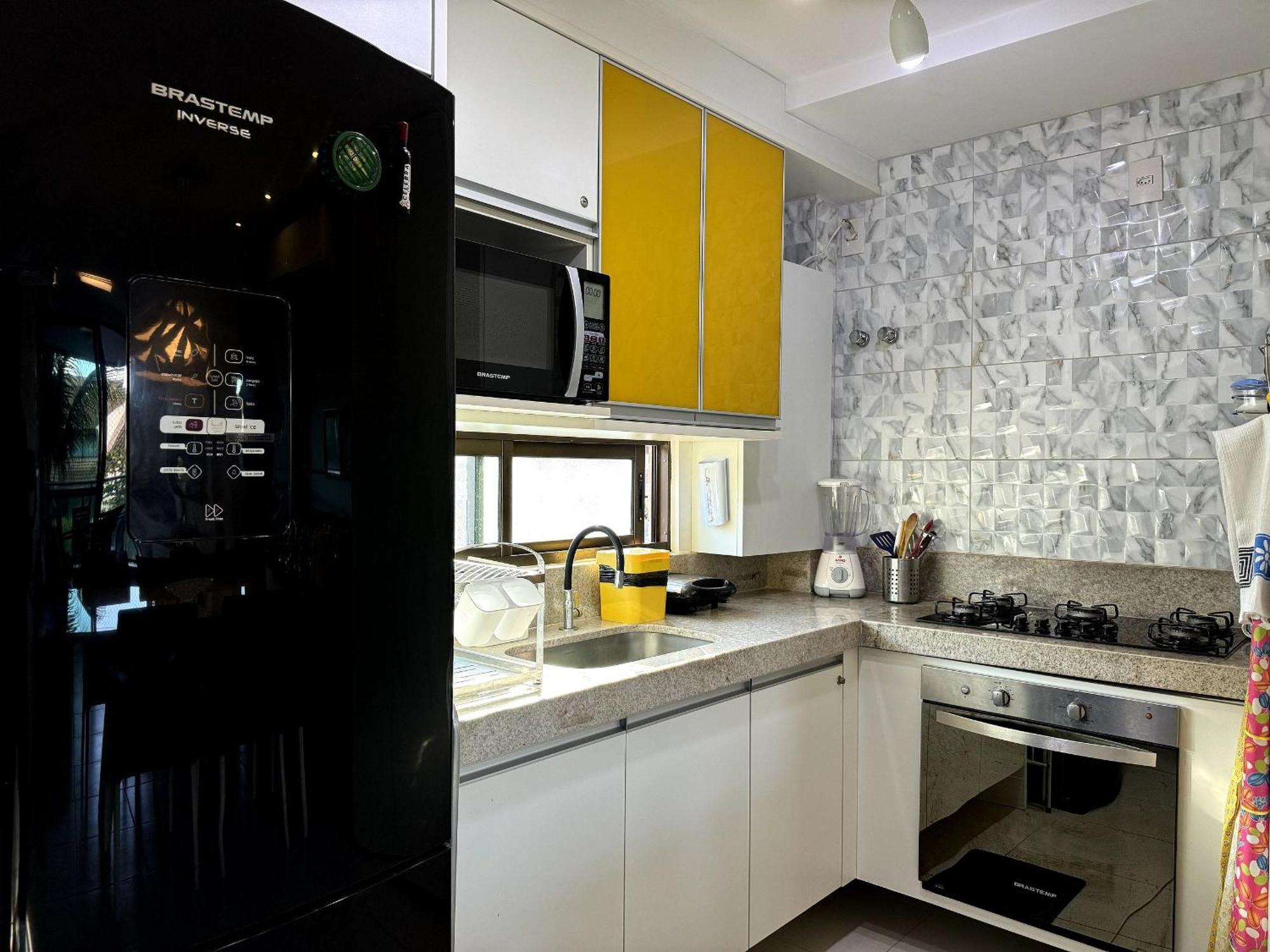 Nui Supreme Living Muro Alto Por Brevelar *